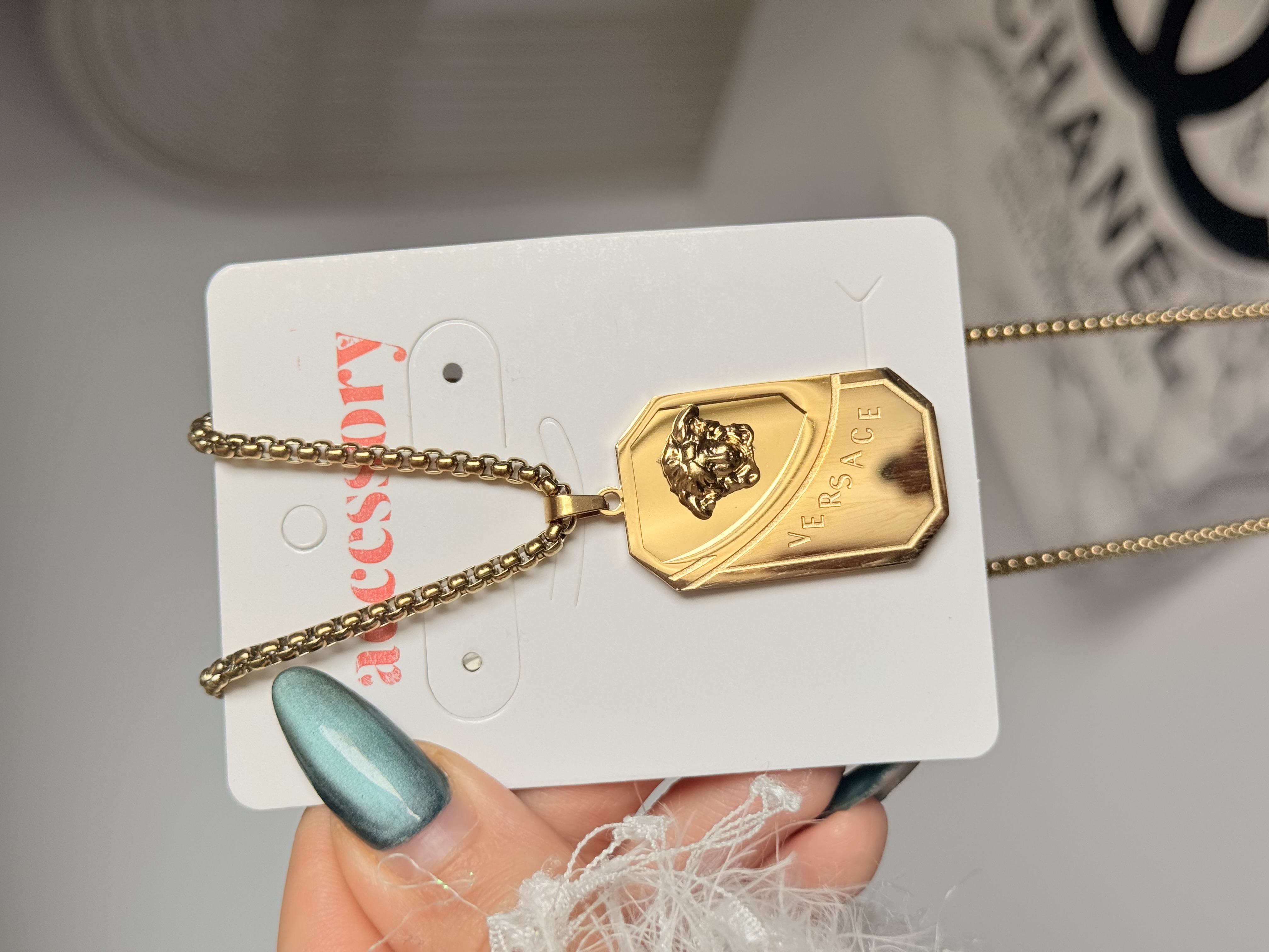 گردنبند مردانه طلایی VERSACE هدیه ولنتاین
